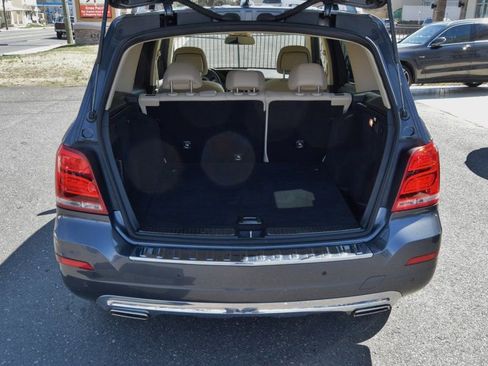 Used 2015 Mercedes-Benz GLK 350 4MATIC image 6