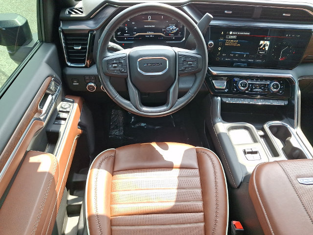 Used 2025 GMC Sierra 2500 Denali Ultimate AWD/4WD image 3