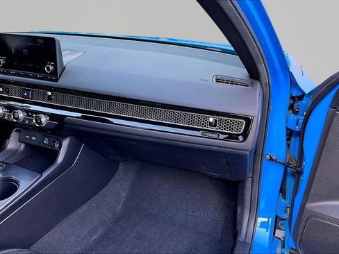 Certified 2024 Honda Civic Sport image 18