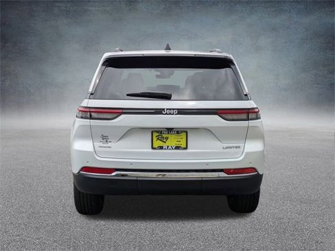 New 2025 Jeep Grand Cherokee Limited w/ Trailer Tow Package image 5