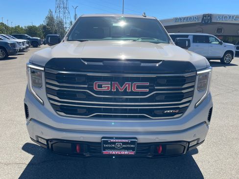 New 2026 GMC Sierra 1500 AT4 w/ AT4 Premium Package AWD/4WD image 2