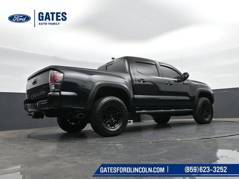 Used 2021 Toyota Tacoma TRD Pro AWD/4WD image 34