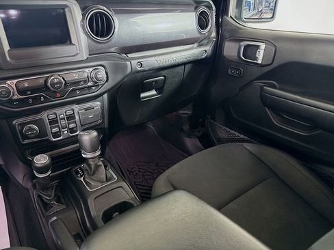 Used 2020 Jeep Wrangler Unlimited Sport AWD/4WD image 23