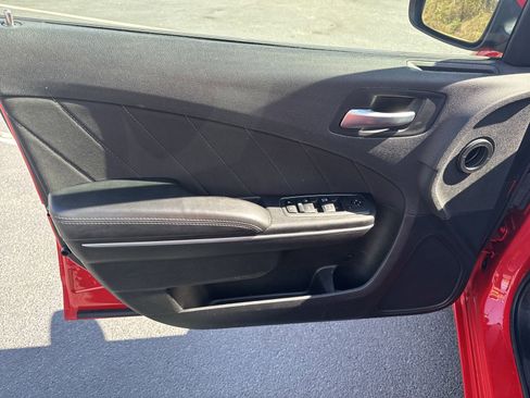 Used 2022 Dodge Charger SXT image 22