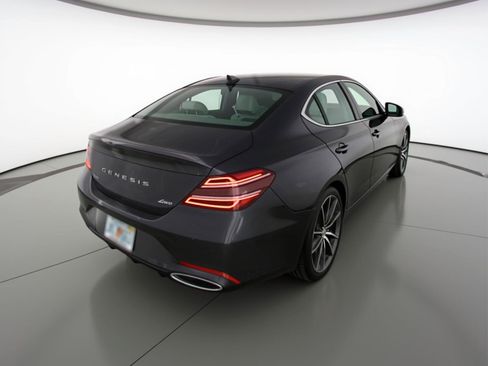 Used 2025 Genesis G70 2.5T AWD/4WD image 9