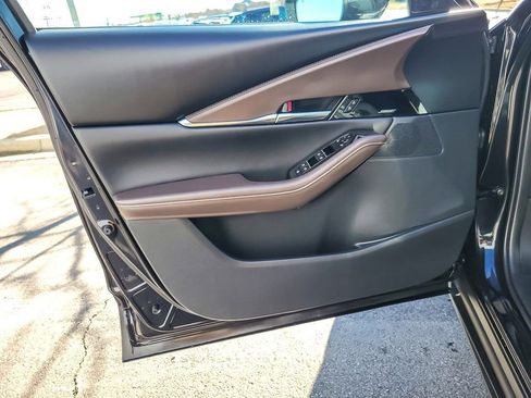 Used 2025 MAZDA CX-30 AWD 2.5 S w/ Premium Package image 17
