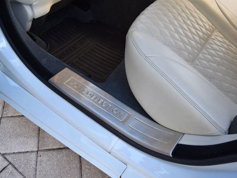 Used 2019 Jaguar XJ Collection image 44