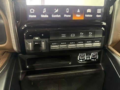 Used 2024 RAM 3500 Limited w/ Safety Group AWD/4WD image 28