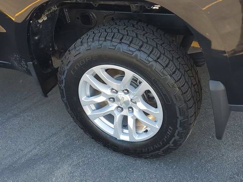 Certified 2019 Chevrolet Silverado 1500 LT w/ All-Star Edition AWD/4WD image 5