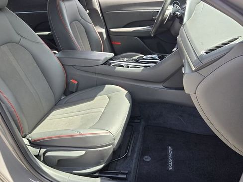 Certified 2023 Hyundai Sonata SEL Plus FWD image 16