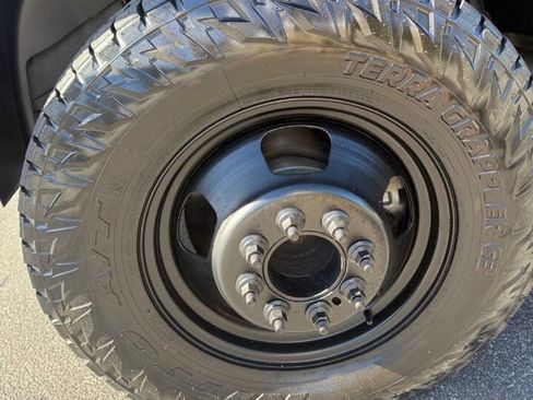 Used 2017 RAM 3500 Tradesman w/ Chrome Appearance Group image 66