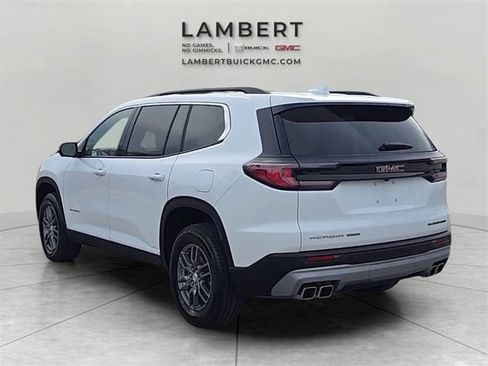 Used 2025 GMC Acadia Elevation image 3