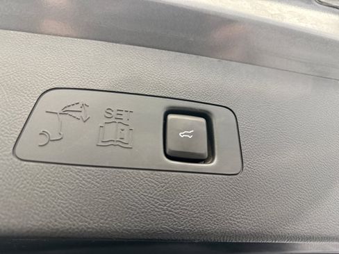 Used 2024 Lincoln Corsair Reserve w/ Equipment Group 201A AWD/4WD image 26