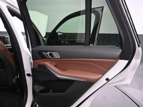 Certified 2025 BMW X5 sDrive40i w/ Parking Assistance Package image 23