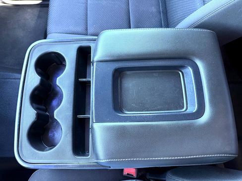 Used 2018 Chevrolet Silverado 1500 LT w/ All Star Edition image 29