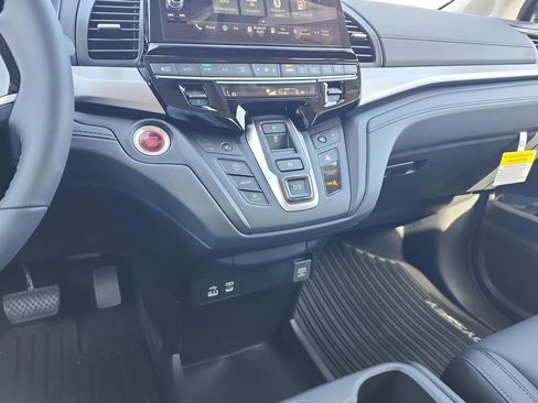 New 2026 Honda Odyssey EX-L image 26
