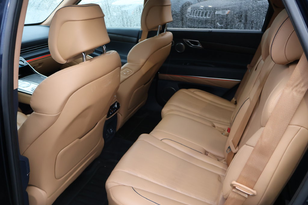 Used 2021 Genesis GV80 2.5T w/ Prestige Package 05 RWD image 11