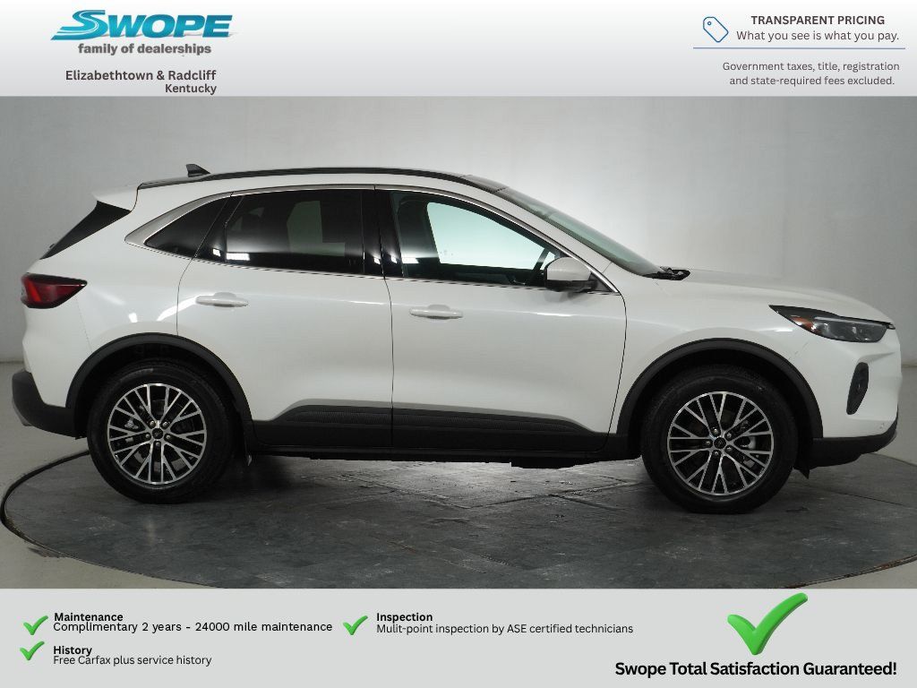 Used 2025 Ford Escape SE w/ PHEV Premium Package FWD image 3