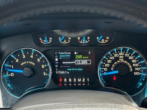 Used 2013 Ford F150 XLT w/ Luxury Equipment Group image 23