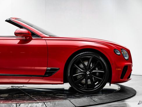 Used 2022 Bentley Continental GT image 26