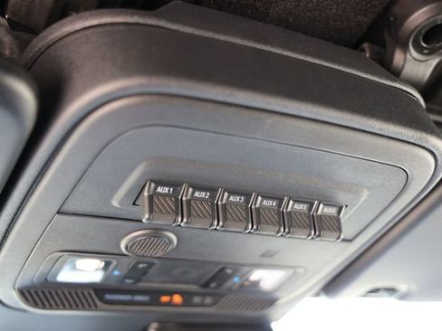 Used 2024 Ford Bronco Badlands AWD/4WD image 24