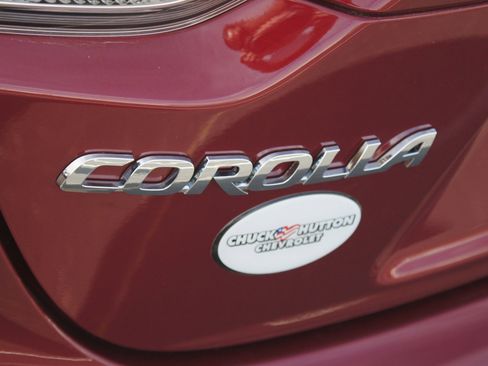 Used 2025 Toyota Corolla LE FWD image 15