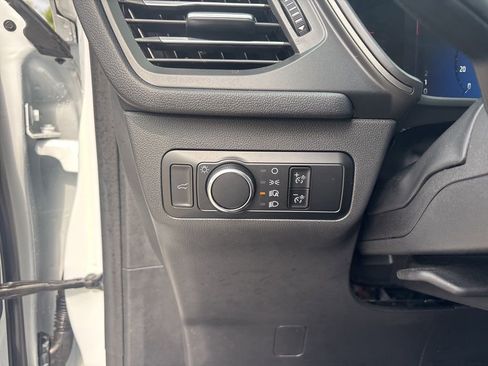 Used 2024 Ford Escape Active image 18