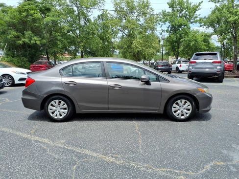 Used 2012 Honda Civic LX image 2