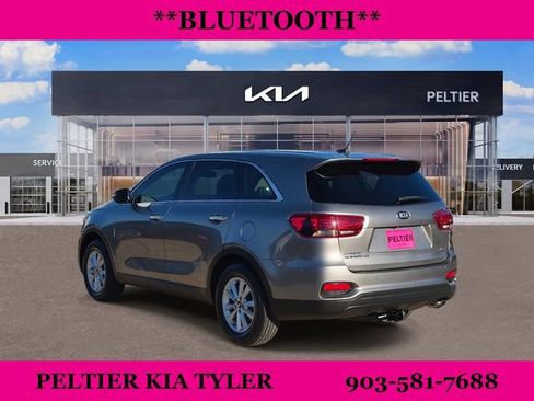 Used 2019 Kia Sorento L image 5