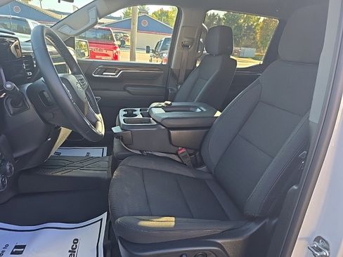 Used 2025 Chevrolet Silverado 1500 LT image 7