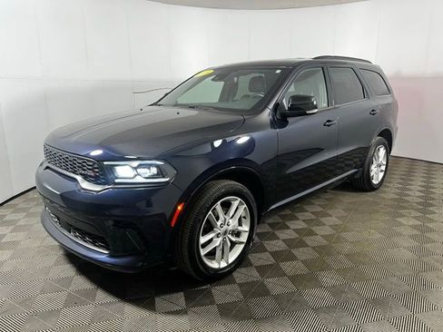 Used 2025 Dodge Durango GT image 1