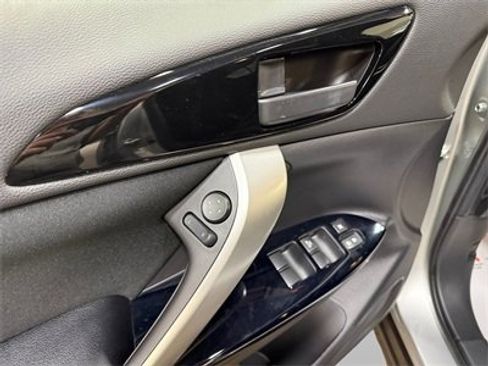 New 2026 Mitsubishi Eclipse Cross LE image 14