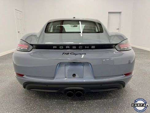 Used 2024 Porsche 718 Cayman image 15