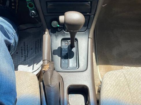 Used 1996 Nissan Maxima SE FWD image 19
