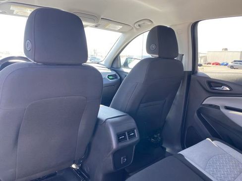 Used 2024 Chevrolet Equinox LT image 12