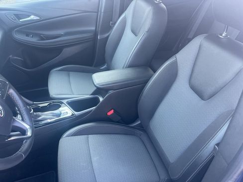 Used 2022 Buick Encore GX Select image 10