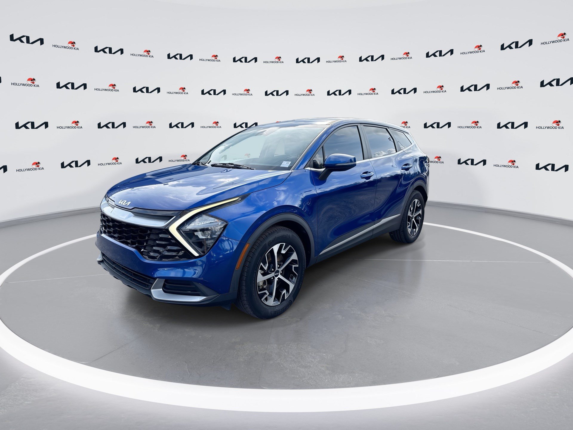 Used 2023 Kia Sportage EX FWD image 4