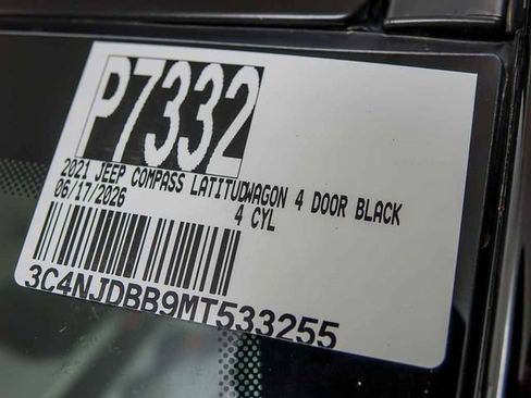 Used 2021 Jeep Compass Latitude w/ Sun and Sound Group AWD/4WD image 31