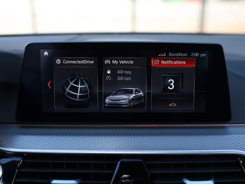 Used 2019 BMW M550i xDrive image 37