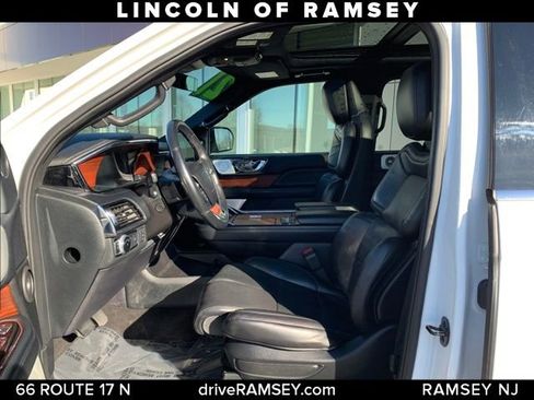 Used 2021 Lincoln Navigator Reserve w/ Luxury Package image 12