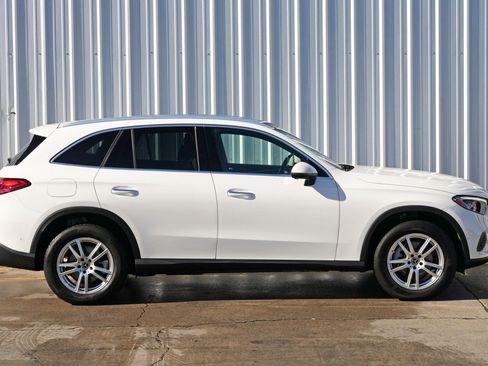 Used 2025 Mercedes-Benz GLC 300 image 56