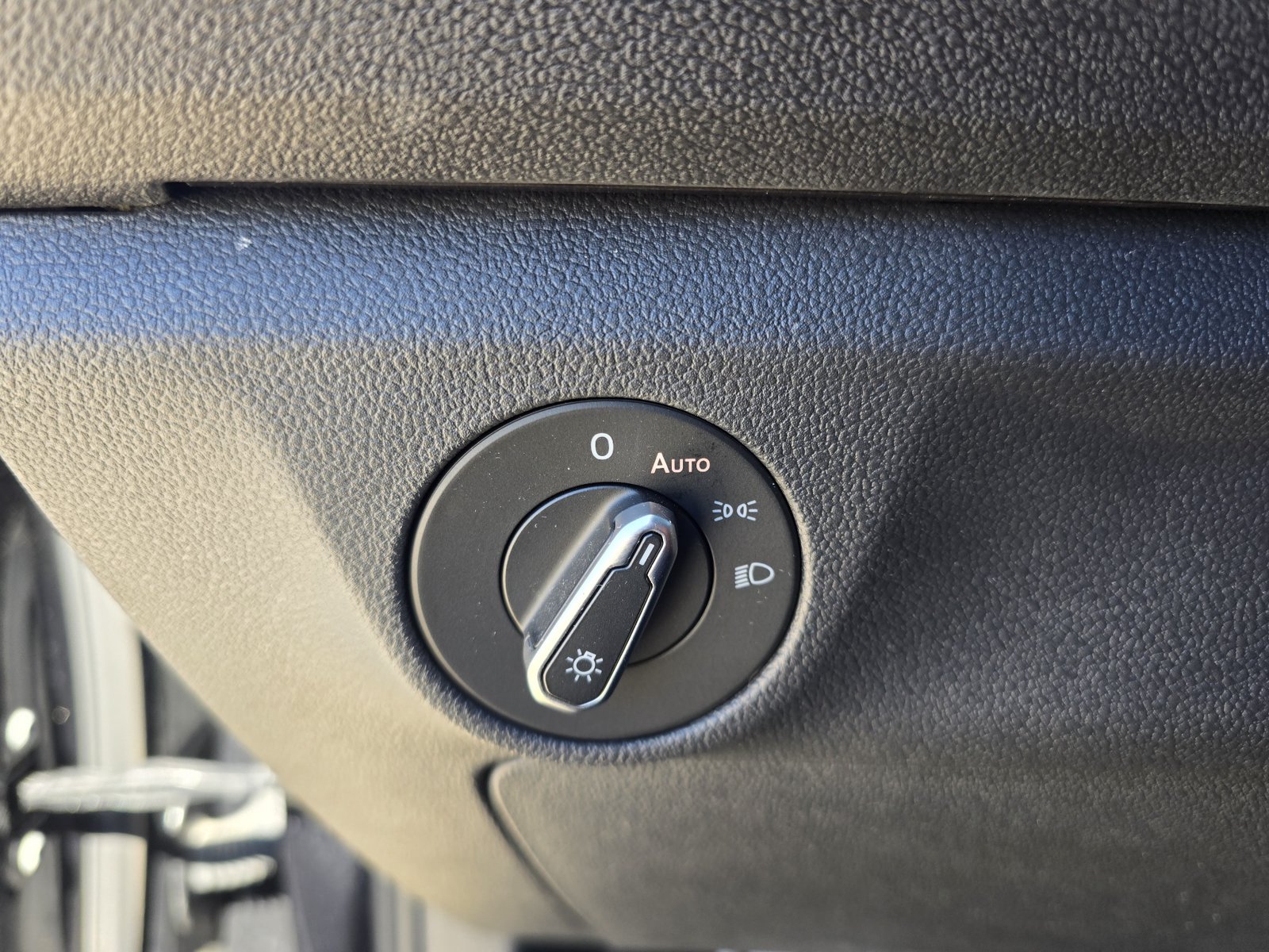 Used 2024 Volkswagen Jetta Sport FWD image 18