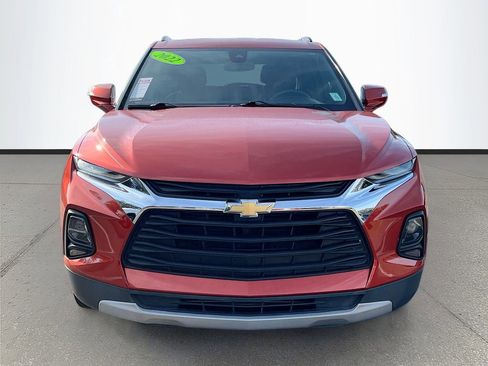 Used 2022 Chevrolet Blazer LT FWD image 2