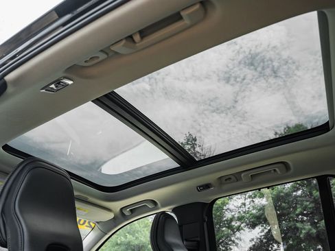 Used 2022 Volvo XC90 T6 Inscription w/ Climate Package image 29