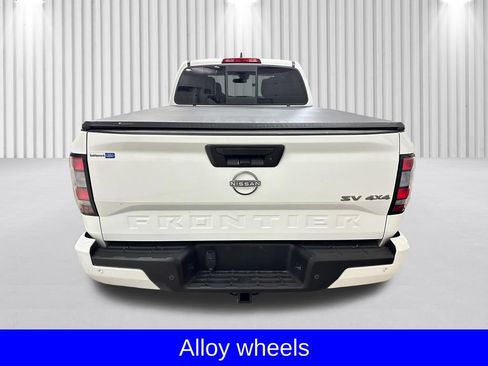 Used 2022 Nissan Frontier SV w/ Technology Package AWD/4WD image 8