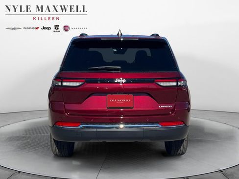 New 2025 Jeep Grand Cherokee Laredo image 15