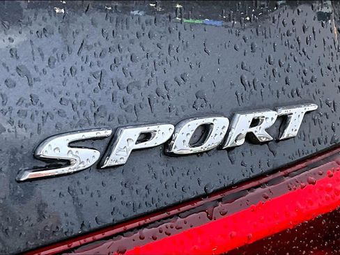 Used 2023 Honda Civic Sport image 10