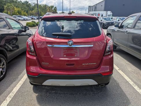 Used 2019 Buick Encore Preferred FWD image 4