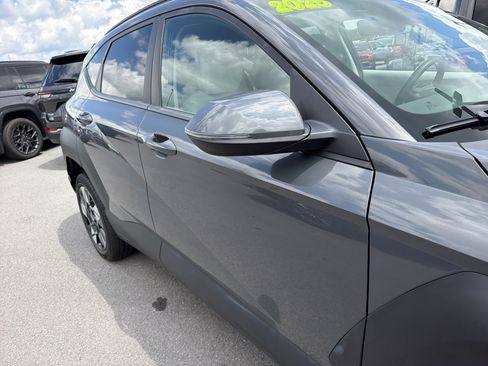 Used 2025 Hyundai Kona SEL AWD/4WD image 5