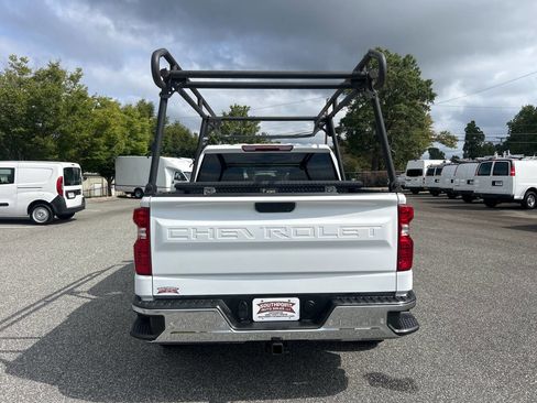 Used 2022 Chevrolet Silverado 1500 W/T w/ WT Value Package image 8